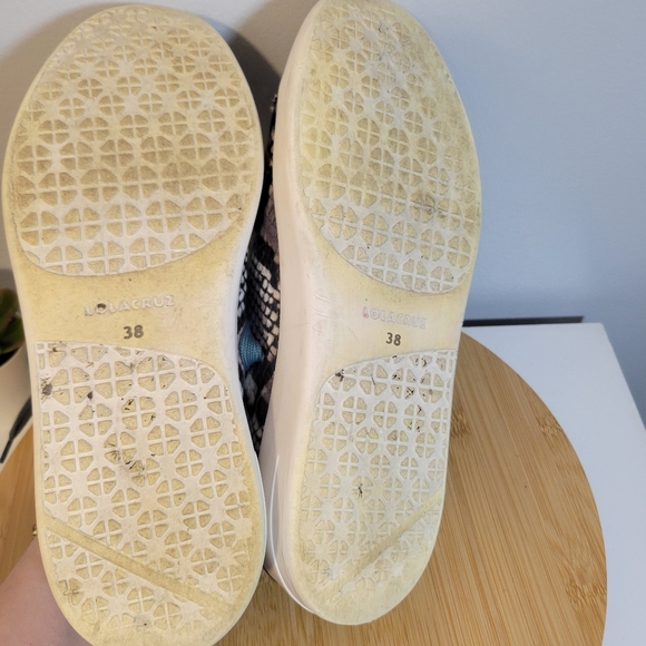 LOLA CRUZ leather brown suede snake print lace up casual fashion sneakers - Picture 12 of 13